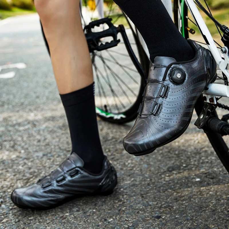 2022 велосипедная обувь mtb велосипедные кроссовки с шипами Нескользящая мужская обувь для горного велосипеда Велосипедная обувь spd дорожная обувь скоростная светящаяся 5