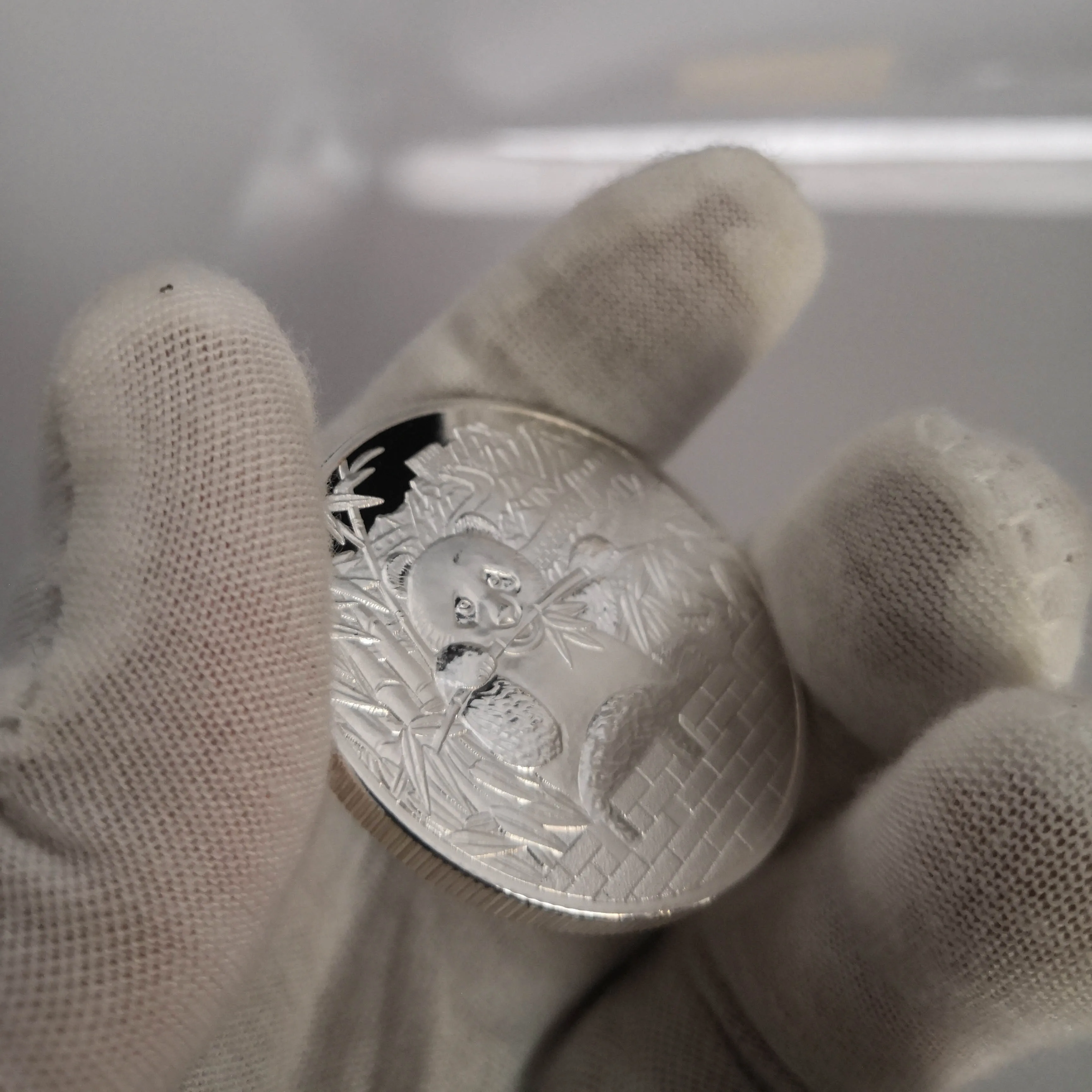 Новогодний Подарок Китай Серебряная Монета с Пандой 1 унция 40 мм Милые Животные Посеребренные Монеты 2