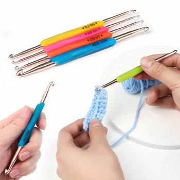Вязальные крючки с резиновой ручкой, алюминиевые двойные спицы, пряжа ручной работы, вязаный свитер, шарф, инструмент для шитья своими руками, случайный цвет