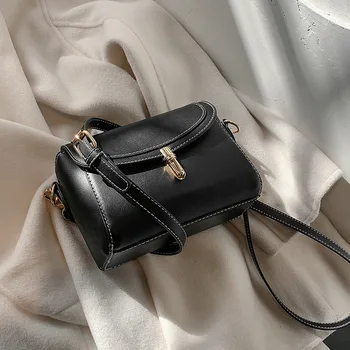 Нишевый дизайн с изысканной текстурой, новая маленькая квадратная сумка в стиле ретро, модная сумка из мягкой кожи на одно плечо, женская сетчатая красная сумка через плечо.